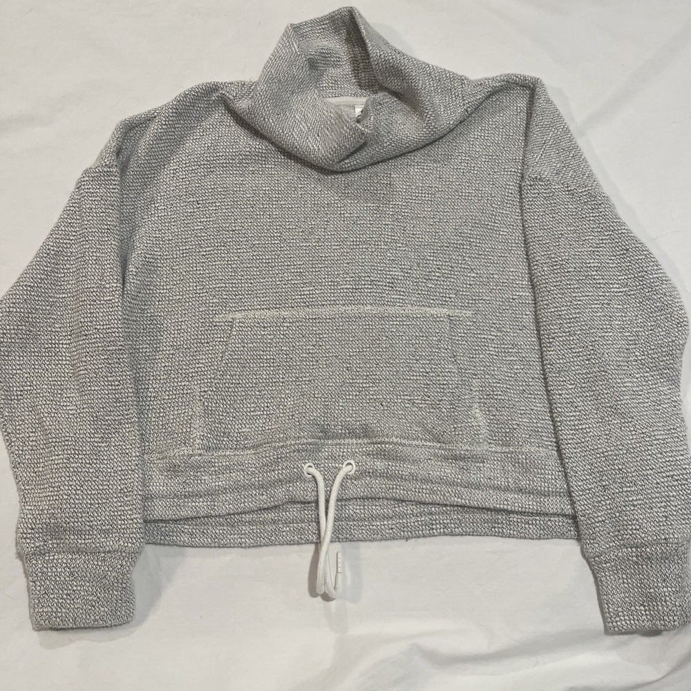 90 Degree Women's Gray/White Knit Cropped Sweater Size Large